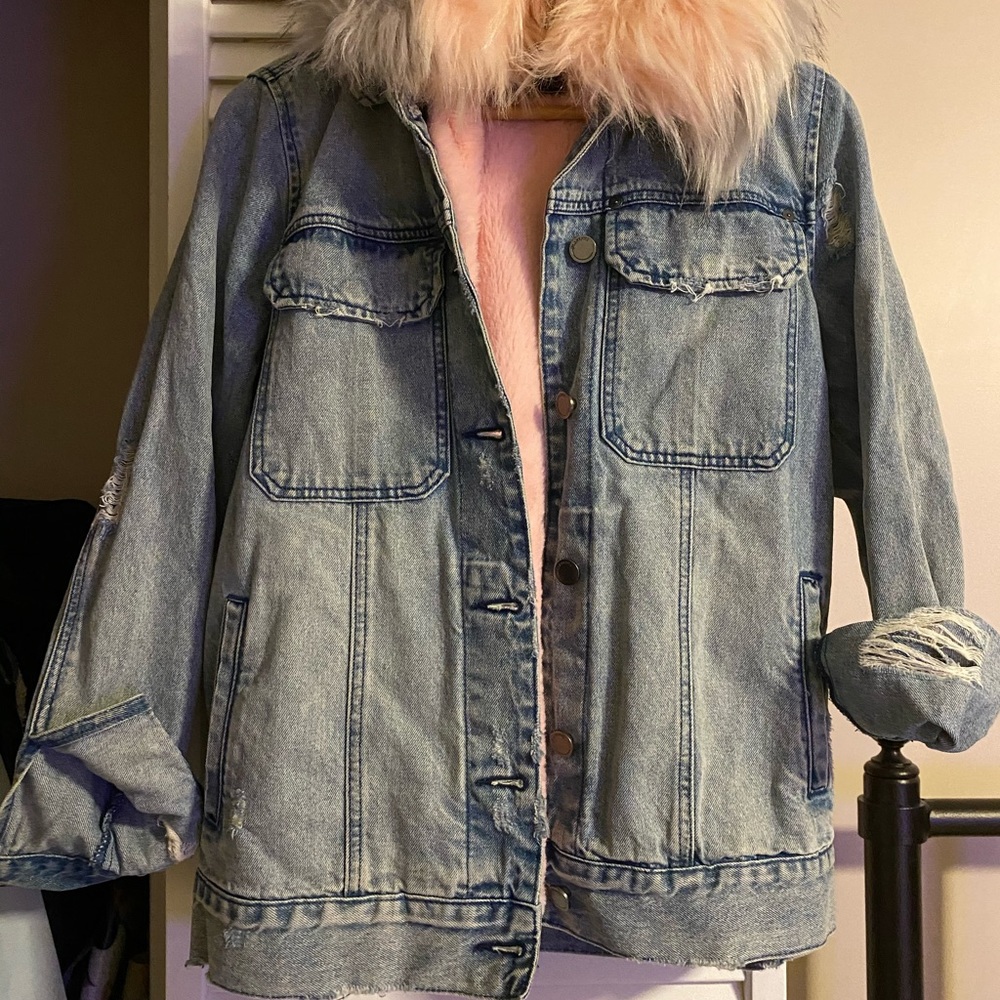 Jean Jacket♥️ - Picture 2 of 5